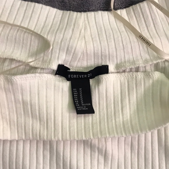 Off the shoulder cropped top - Picture 4 of 4